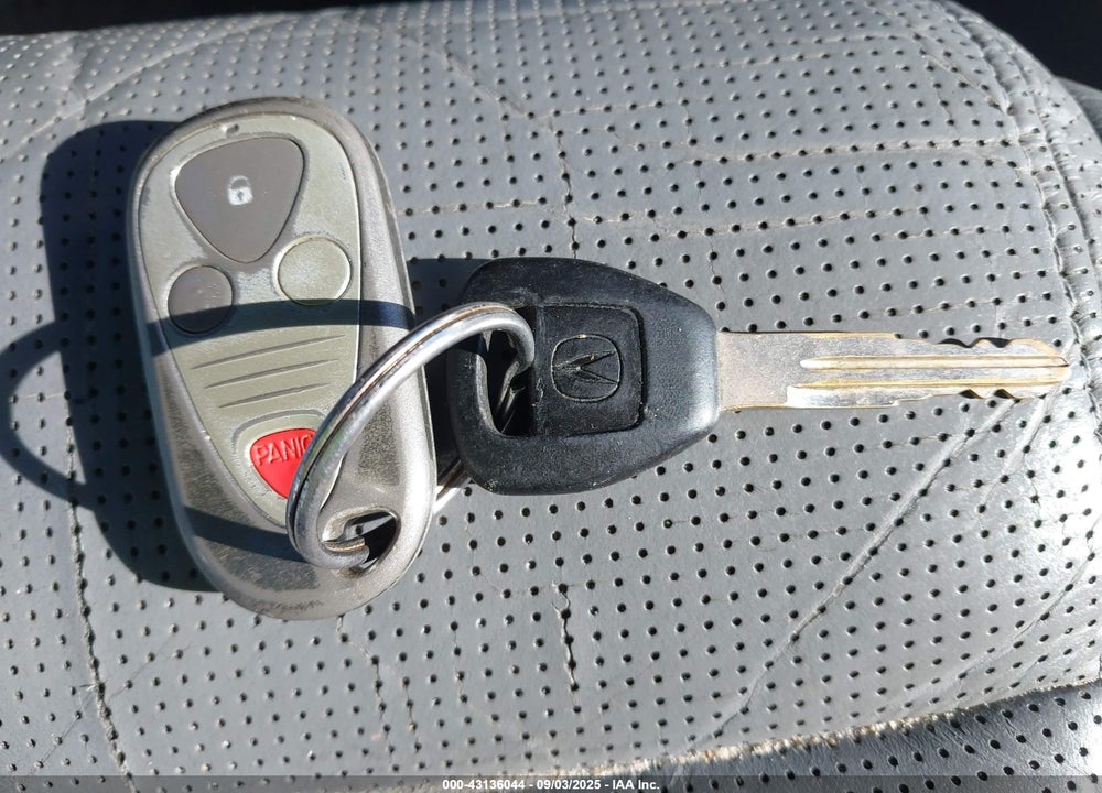 2004 ACURA MDX VIN: 2HNYD188X4H531984