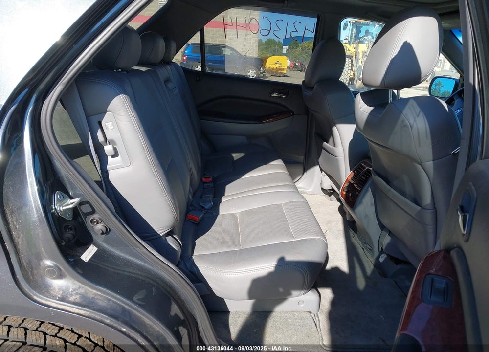2004 ACURA MDX VIN: 2HNYD188X4H531984