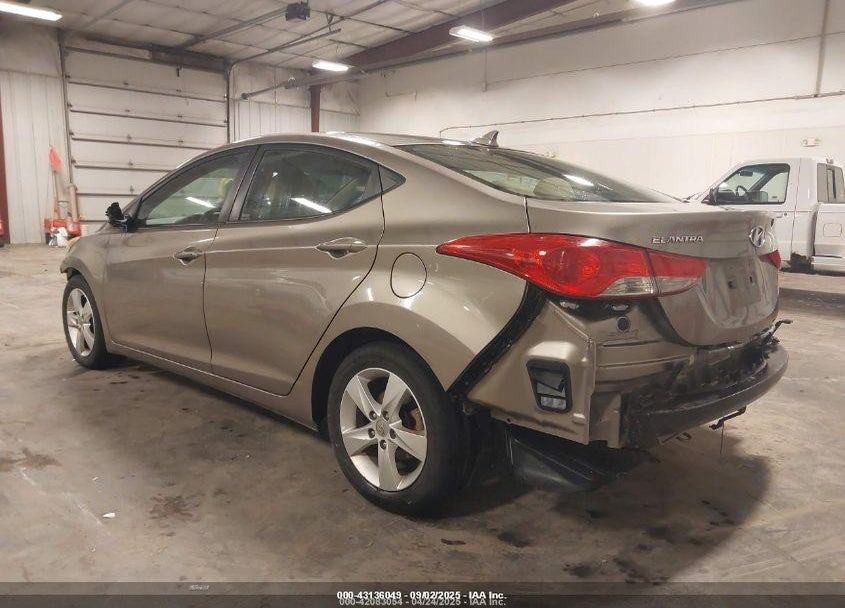 2013 HYUNDAI ELANTRA VIN: 5NPDH4AE5DH388492