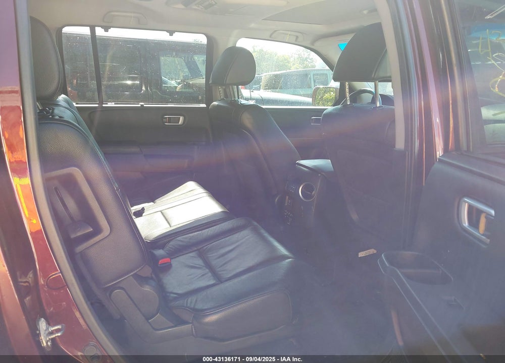 2012 HONDA PILOT VIN: 5FNYF4H98CB054812