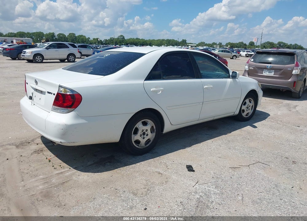 2005 TOYOTA CAMRY SE VIN: 4T1BE32K95U400659