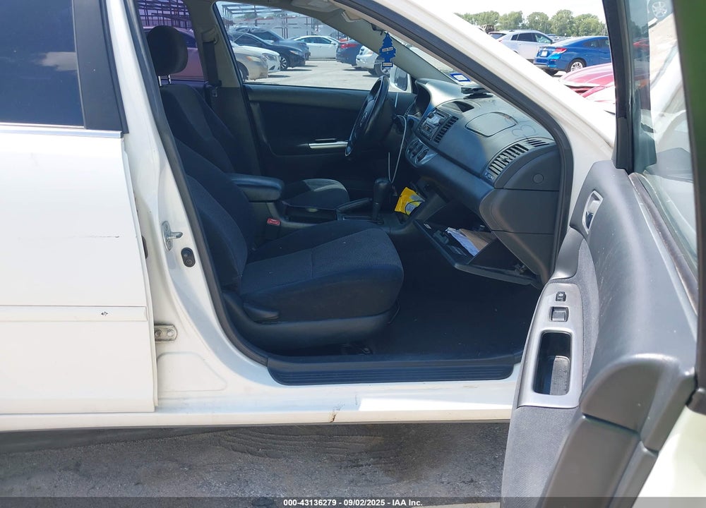 2005 TOYOTA CAMRY SE VIN: 4T1BE32K95U400659