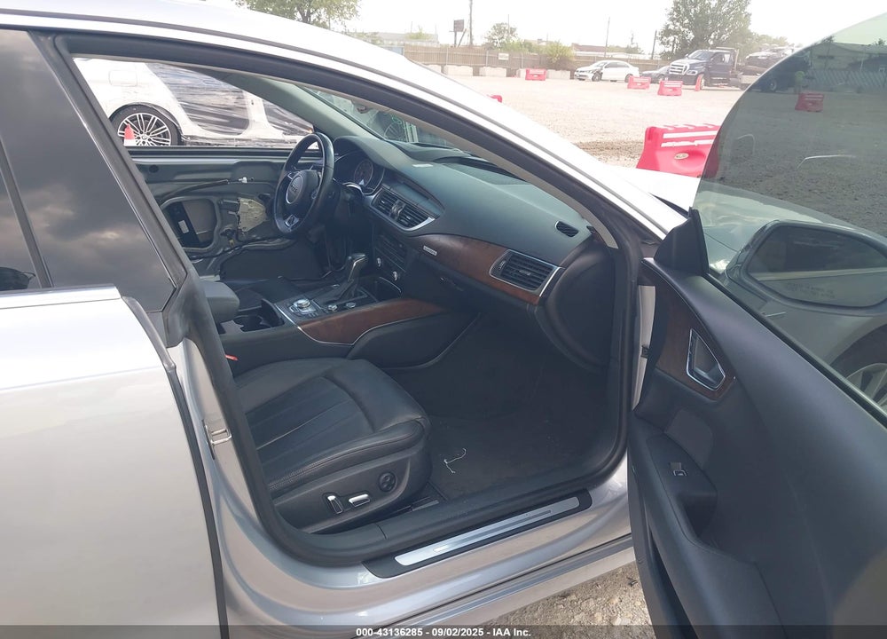 2016 AUDI A7 VIN: WAU2GAFC4GN004851