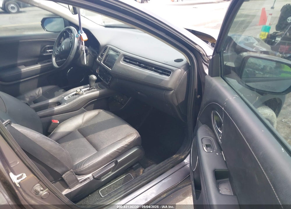 2018 HONDA HR-V VIN: 3CZRU5H70JM701057