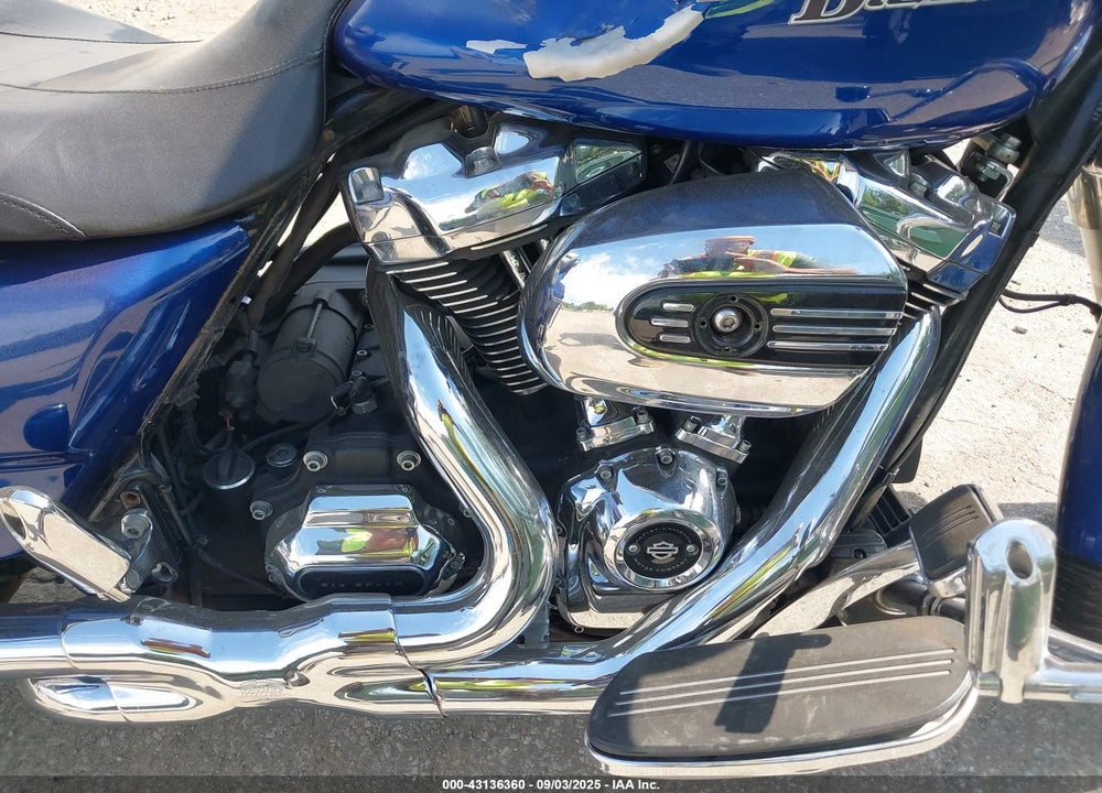 2017 HARLEY-DAVIDSON FLHXS STREET GLIDE SPECIAL VIN: 1HD1KRC12HB671241
