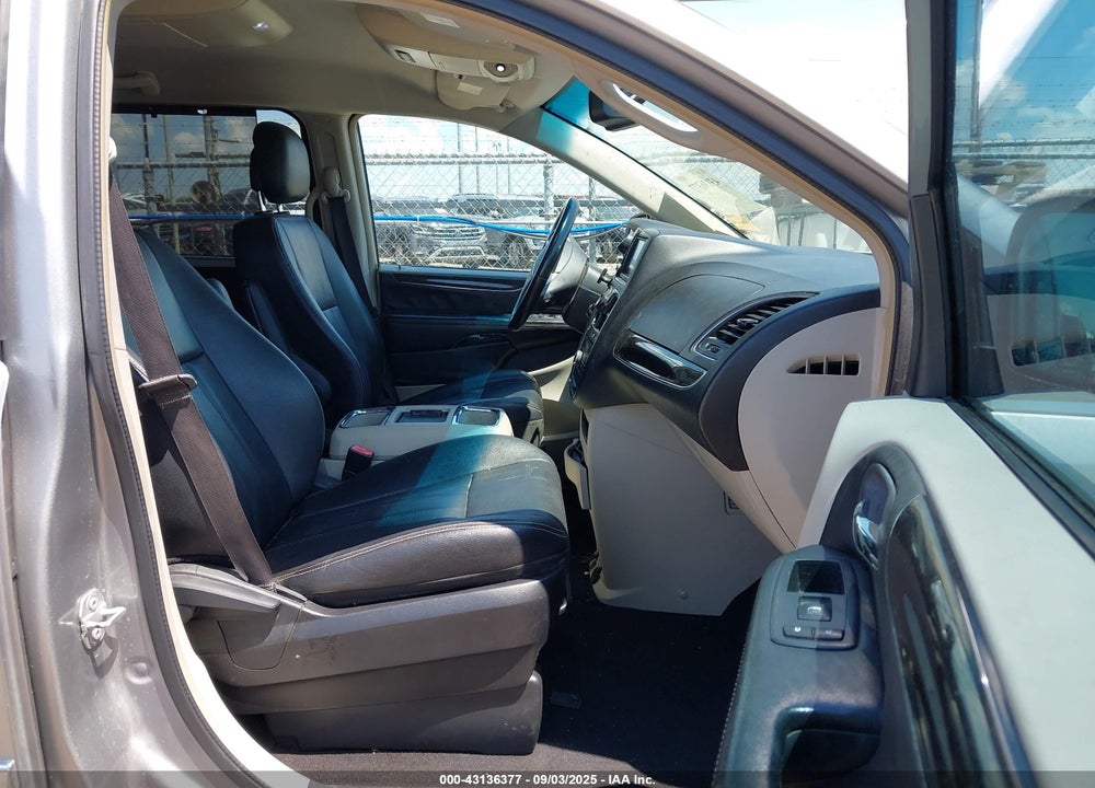 2016 CHRYSLER TOWN & COUNTRY TOURING VIN: 2C4RC1BG6GR287763