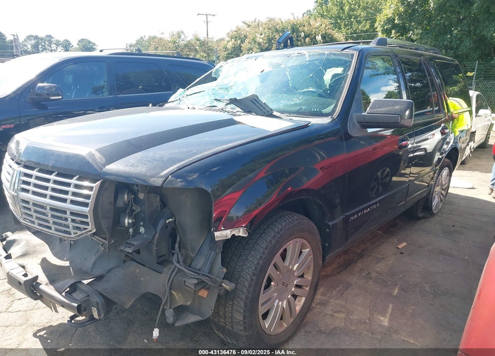 2011 LINCOLN NAVIGATOR VIN: 5LMJJ2J55BEJ00729