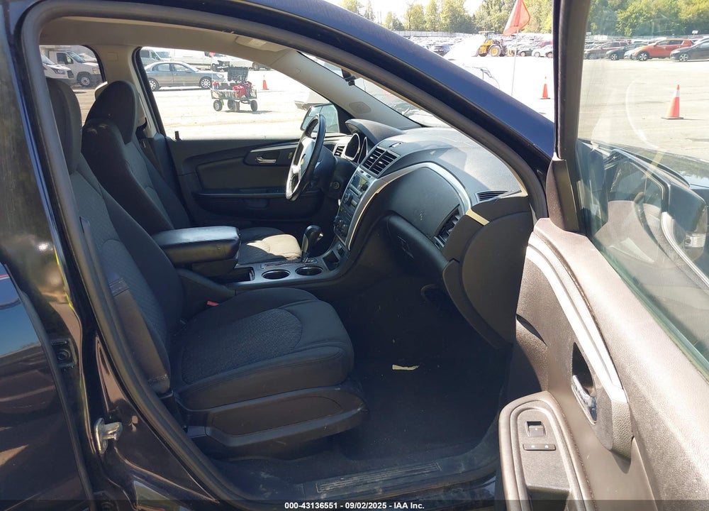2011 CHEVROLET TRAVERSE VIN: 1GNKVGED6BJ246795