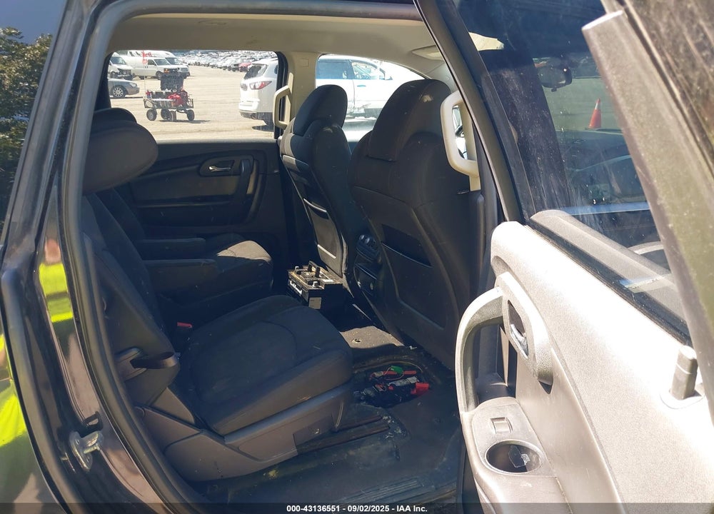 2011 CHEVROLET TRAVERSE VIN: 1GNKVGED6BJ246795