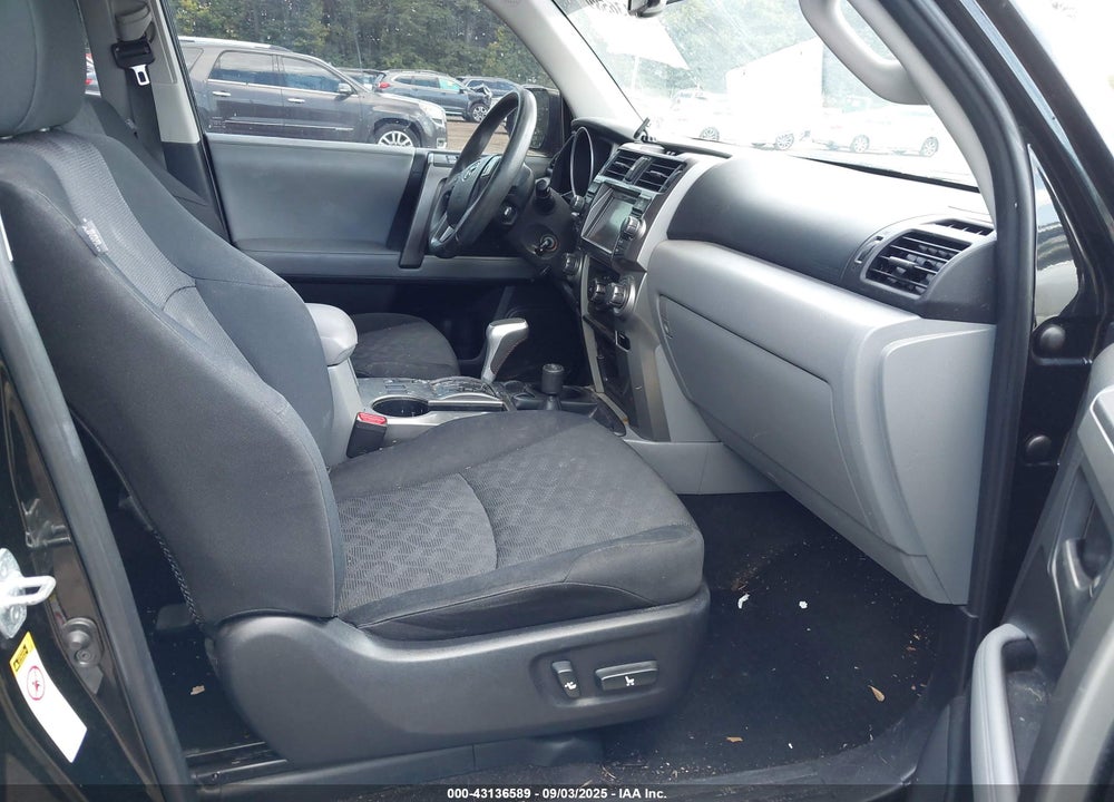 2011 TOYOTA 4RUNNER VIN: JTEBU5JR8B5044420