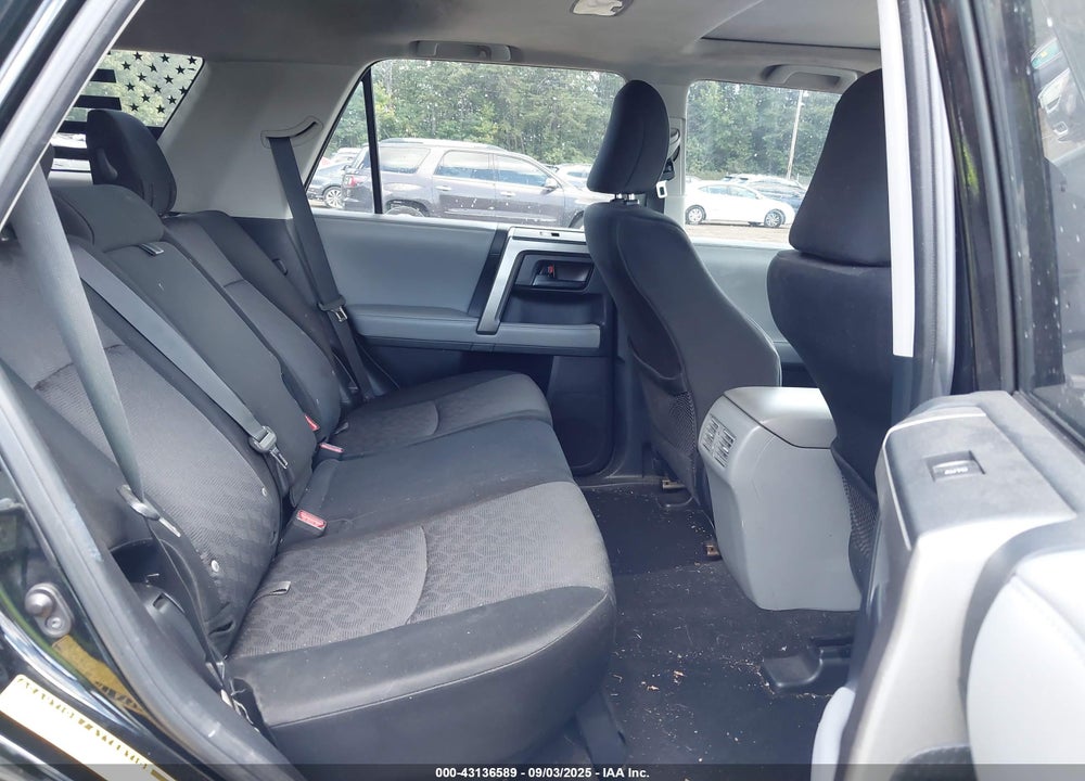 2011 TOYOTA 4RUNNER VIN: JTEBU5JR8B5044420