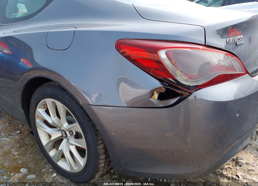 2014 HYUNDAI GENESIS VIN: KMHHT6KD0EU116128