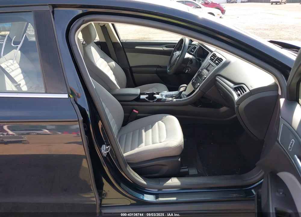 2014 FORD FUSION VIN: 3FA6P0G78ER267411