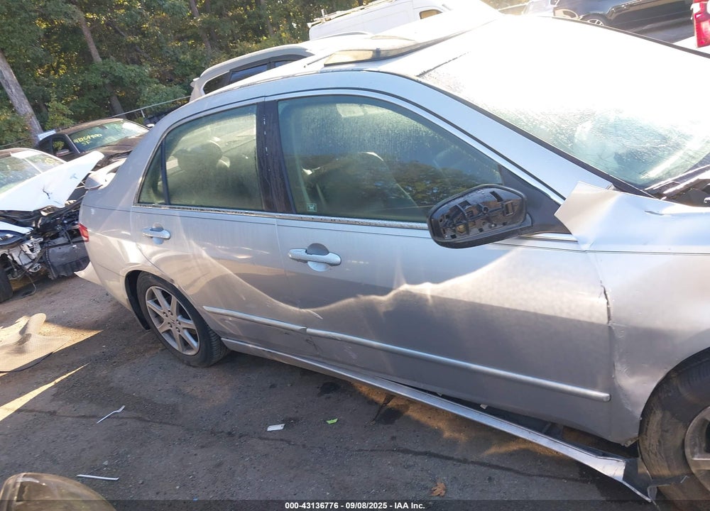 2003 HONDA ACCORD 3.0 EX VIN: 1HGCM66813A038905