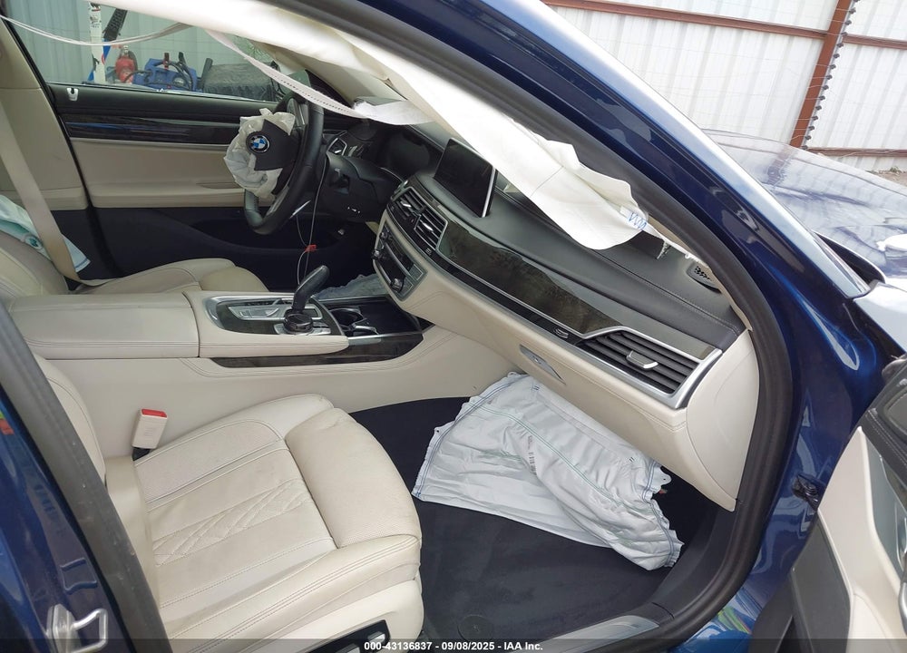 2022 BMW 7 SERIES VIN: WBA7U2C03NCK86374