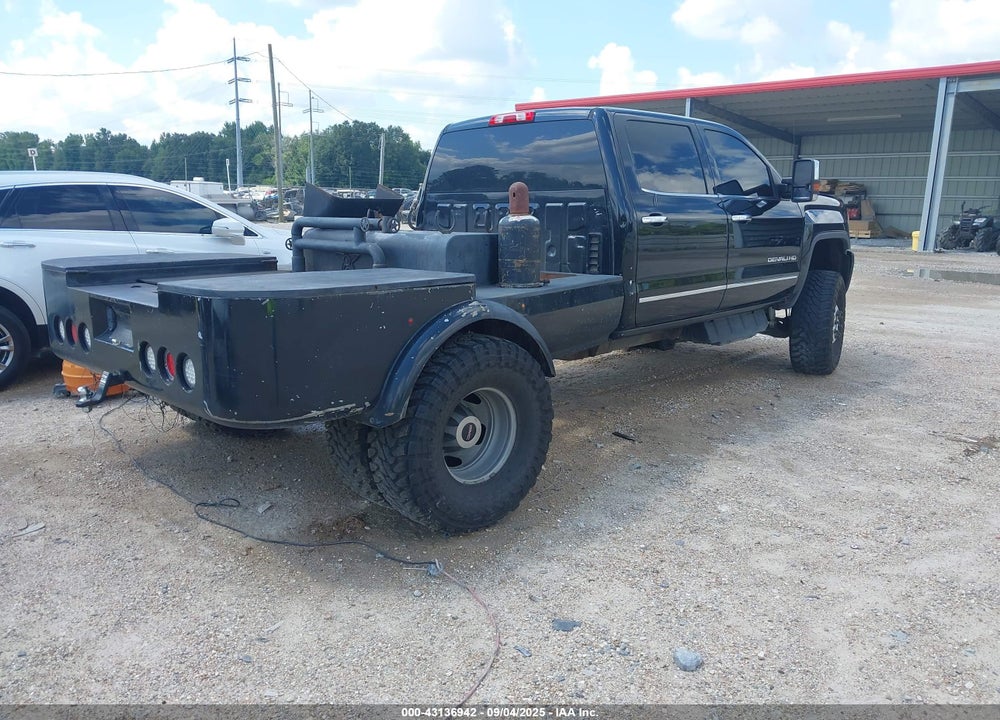 2018 GMC SIERRA 3500HD DENALI VIN: 1GT42YEY5JF250681
