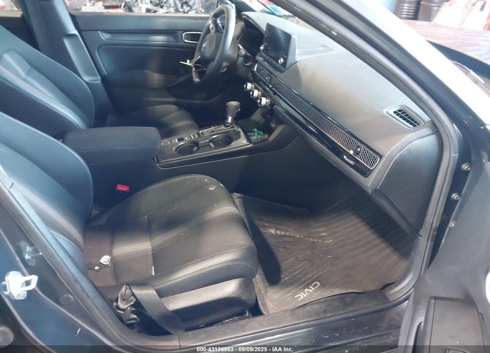 2022 HONDA CIVIC VIN: 2HGFE2F59NH610851