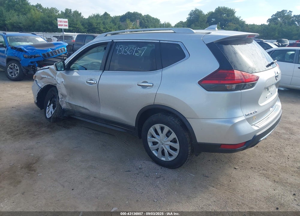 2017 NISSAN ROGUE VIN: 5N1AT2MV4HC811786