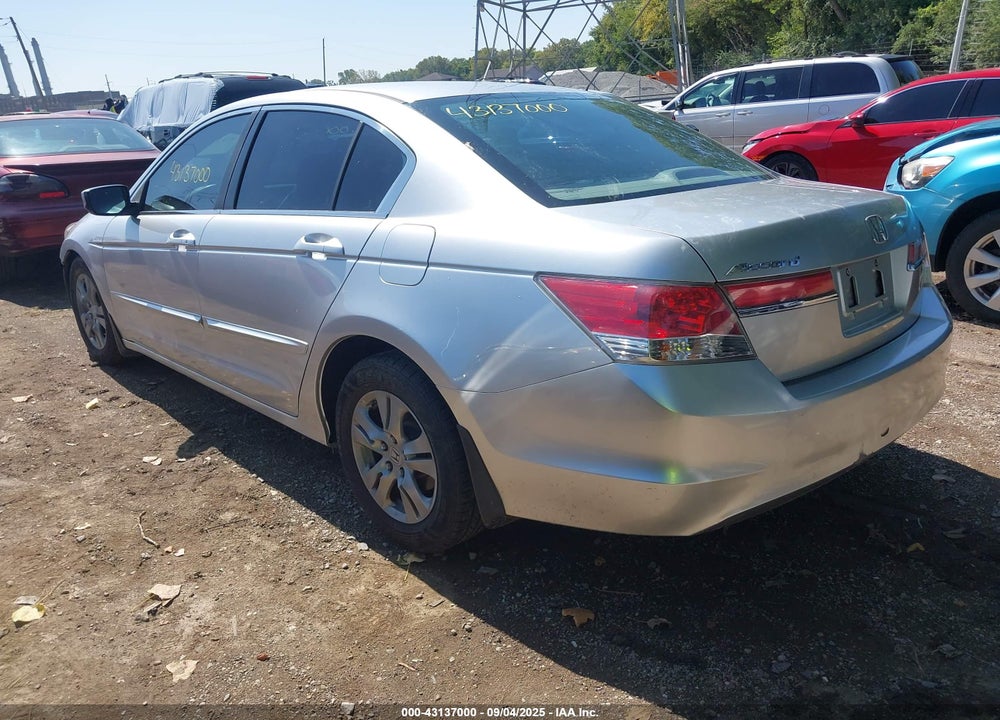 2011 HONDA ACCORD VIN: 1HGCP2F44BA068735