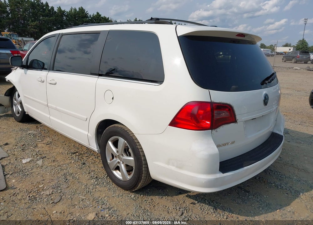 2009 VOLKSWAGEN ROUTAN SE VIN: 2V8HW34149R585940