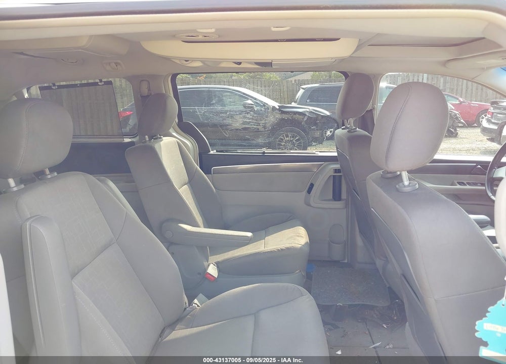 2009 VOLKSWAGEN ROUTAN SE VIN: 2V8HW34149R585940