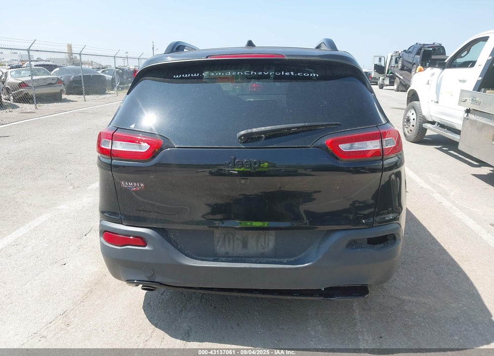 2016 JEEP CHEROKEE VIN: 1C4PJLCB2GW135286