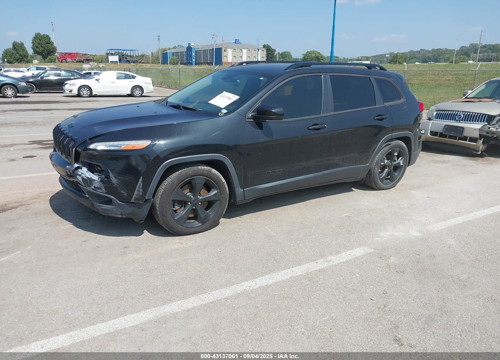 2016 JEEP CHEROKEE VIN: 1C4PJLCB2GW135286
