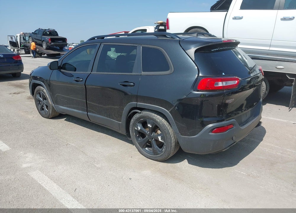 2016 JEEP CHEROKEE VIN: 1C4PJLCB2GW135286