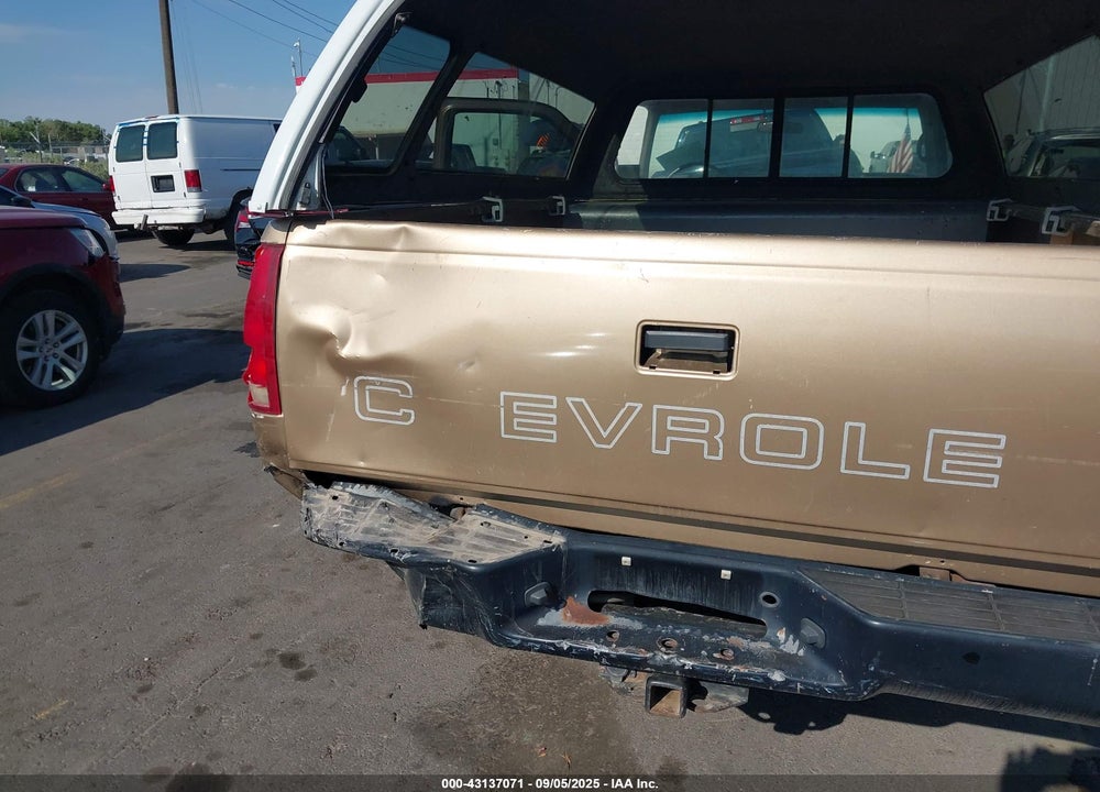 2000 CHEVROLET C2500 VIN: 1GCGC24R6YF427637