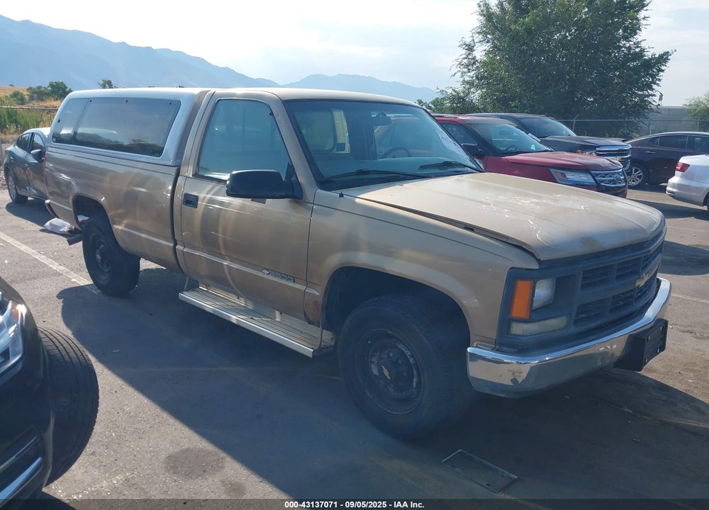 2000 CHEVROLET C2500 VIN: 1GCGC24R6YF427637