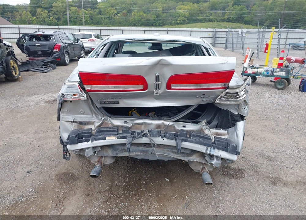 2010 LINCOLN MKZ VIN: 3LNHL2JC5AR632651