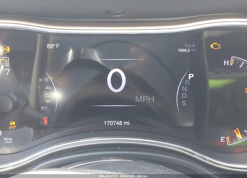 2015 JEEP GRAND CHEROKEE VIN: 1C4RJEAG5FC727879