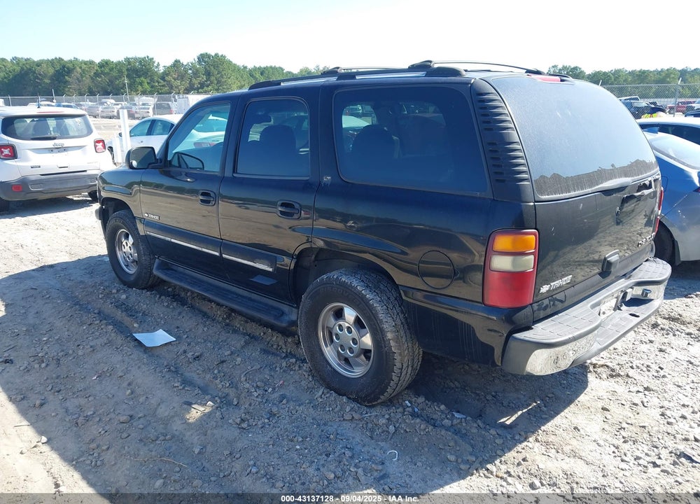 2001 CHEVROLET TAHOE LT VIN: 1GNEC13T81R111912