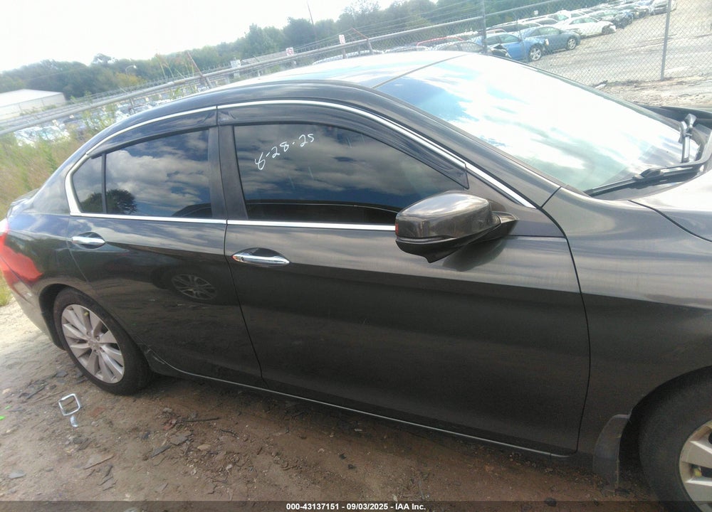 2013 HONDA ACCORD VIN: 1HGCR2F77DA174233