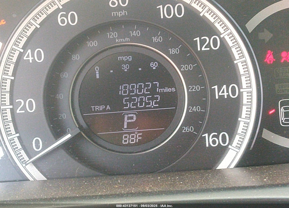2013 HONDA ACCORD VIN: 1HGCR2F77DA174233