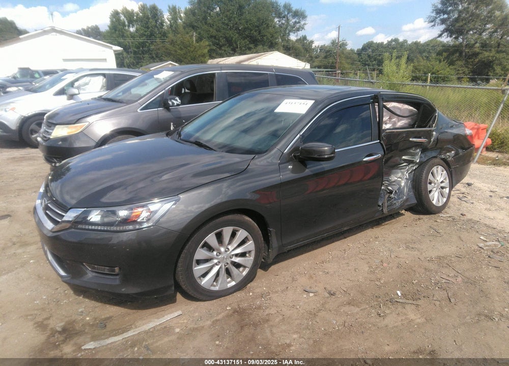 2013 HONDA ACCORD VIN: 1HGCR2F77DA174233