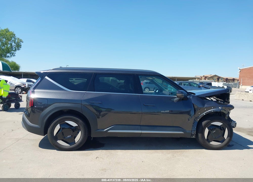 2024 KIA EV9 WIND VIN: KNDAFFS57R6033697