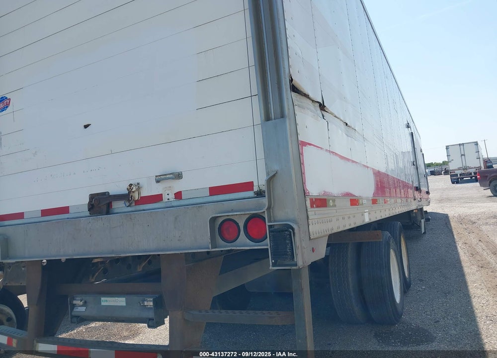2011 UTILITY TRAILER MFG MFG VIN: 1UYVS2482BU153701