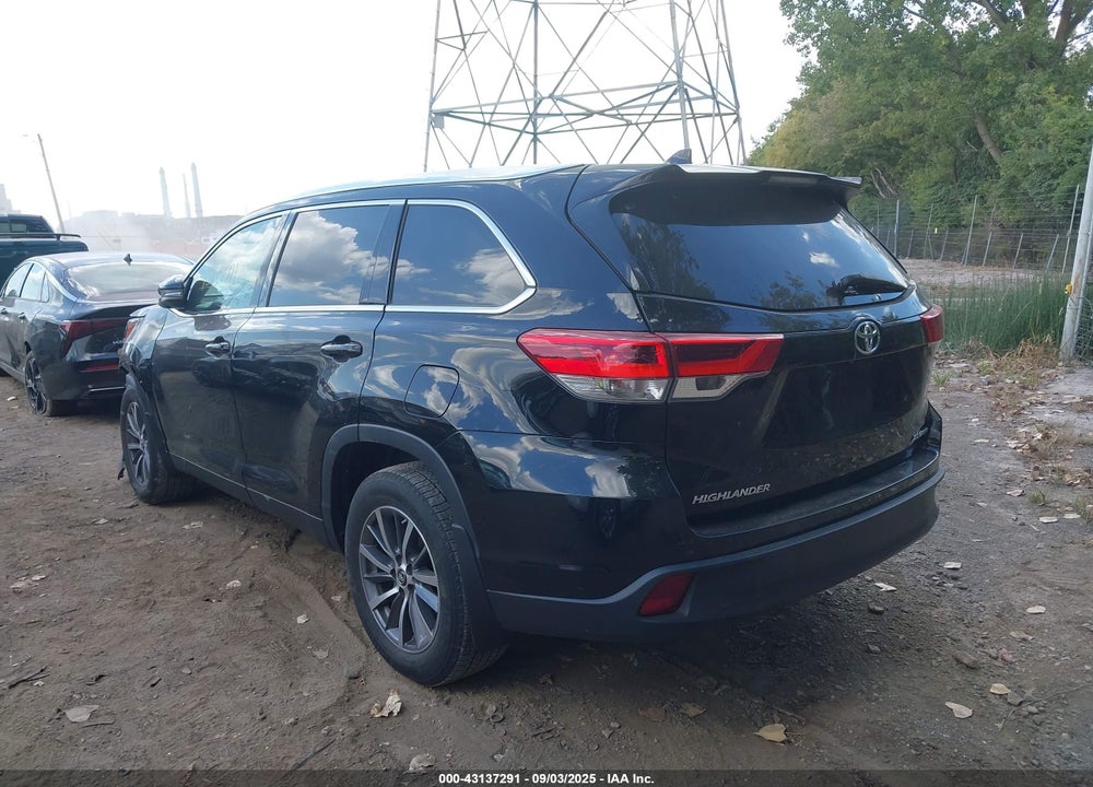 2019 TOYOTA HIGHLANDER VIN: 5TDJZRFHXKS564945
