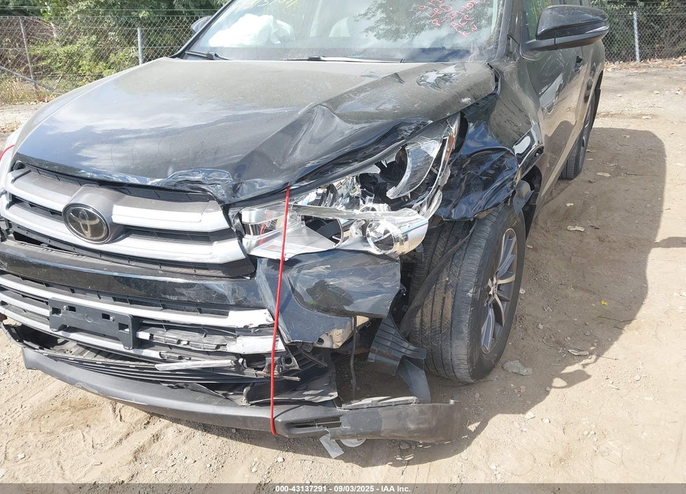 2019 TOYOTA HIGHLANDER VIN: 5TDJZRFHXKS564945