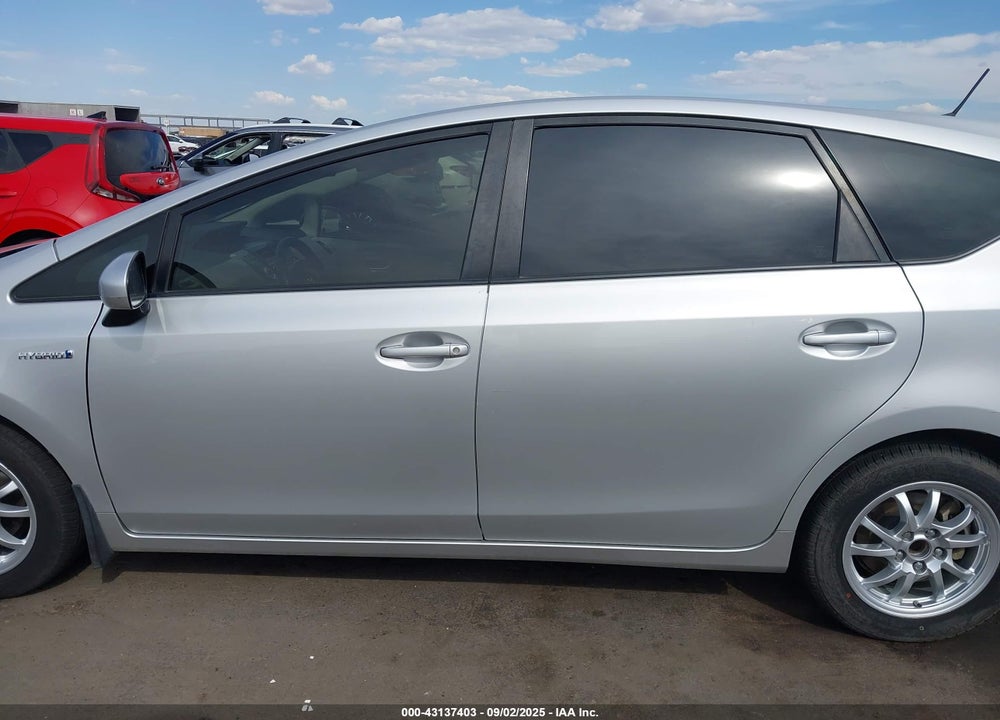 2015 TOYOTA PRIUS V VIN: JTDZN3EU5FJ018499