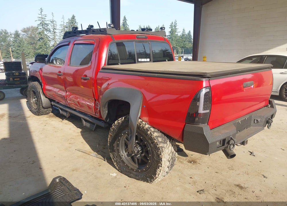2015 TOYOTA TACOMA VIN: 5TFLU4EN3FX128925