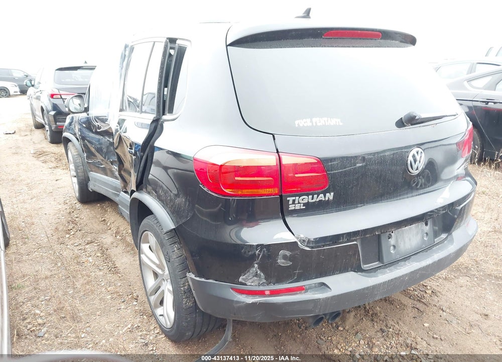 2016 VOLKSWAGEN TIGUAN SEL VIN: WVGBV7AX2GW537535