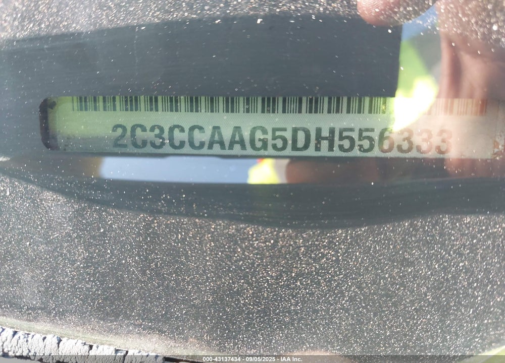2013 CHRYSLER 300 VIN: 2C3CCAAG5DH556333