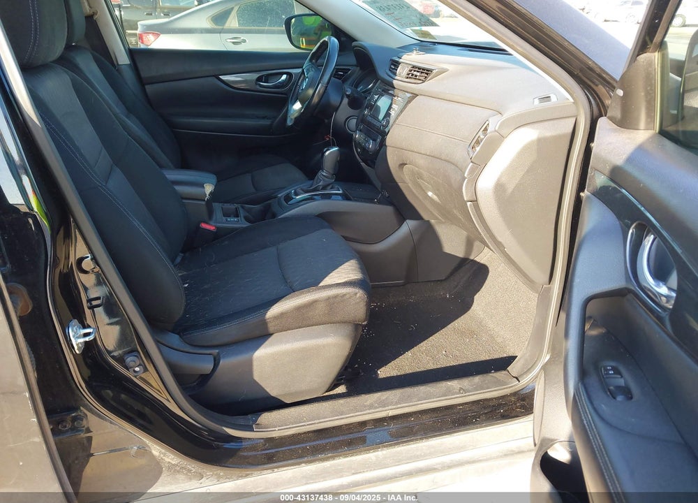 2017 NISSAN ROGUE SV VIN: JN8AT2MTXHW142588