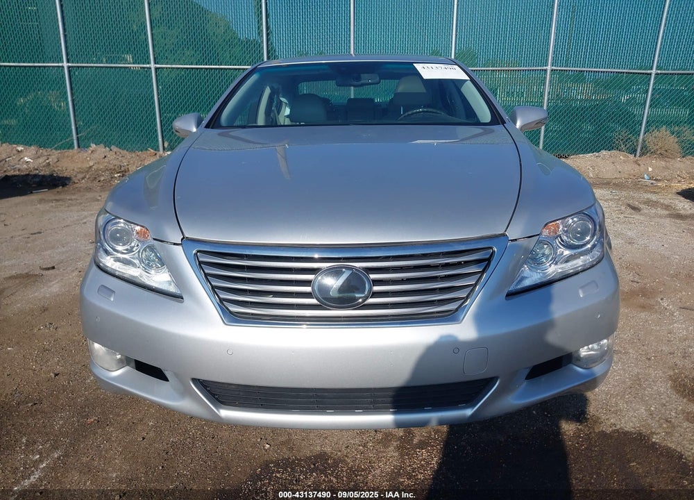 2011 LEXUS LS 460 VIN: JTHCL5EF0B5011440
