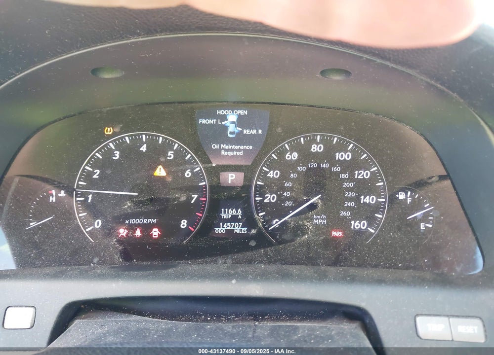 2011 LEXUS LS 460 VIN: JTHCL5EF0B5011440