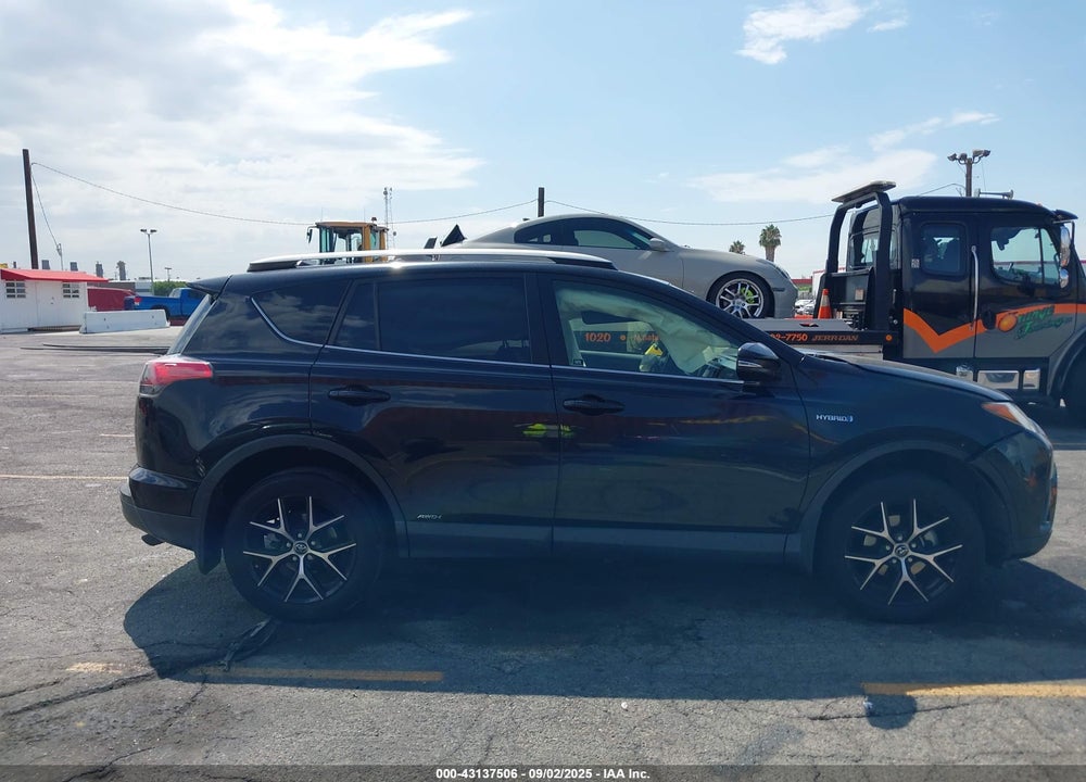2018 TOYOTA RAV4 HYBRID VIN: JTMJJREV1JD209705