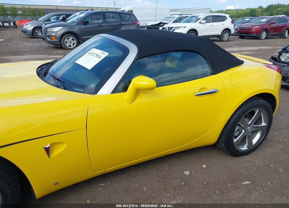 2007 PONTIAC SOLSTICE VIN: 1G2MG35X77Y140888
