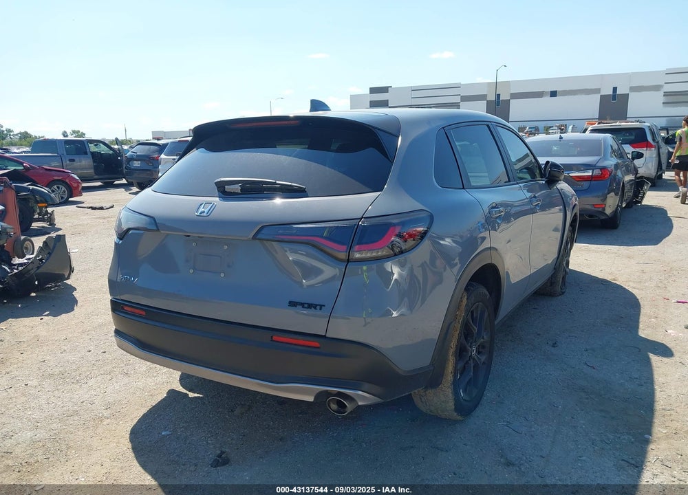 2024 HONDA HR-V 2WD SPORT/2WD SPORT W/O BSI VIN: 3CZRZ1H5XRM726424